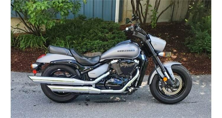 2019 Suzuki M50 BOULEVARD