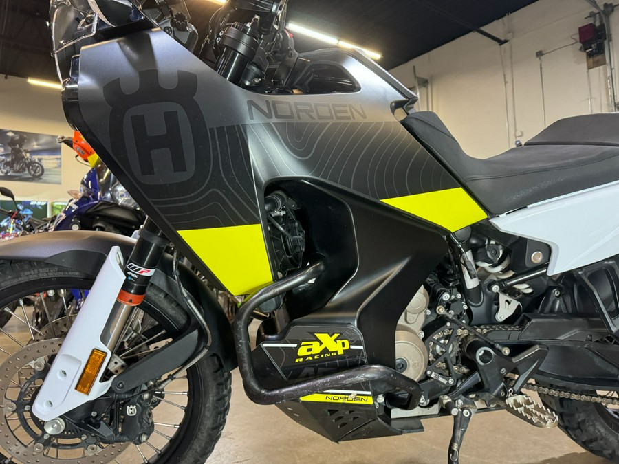 2022 Husqvarna Norden 901