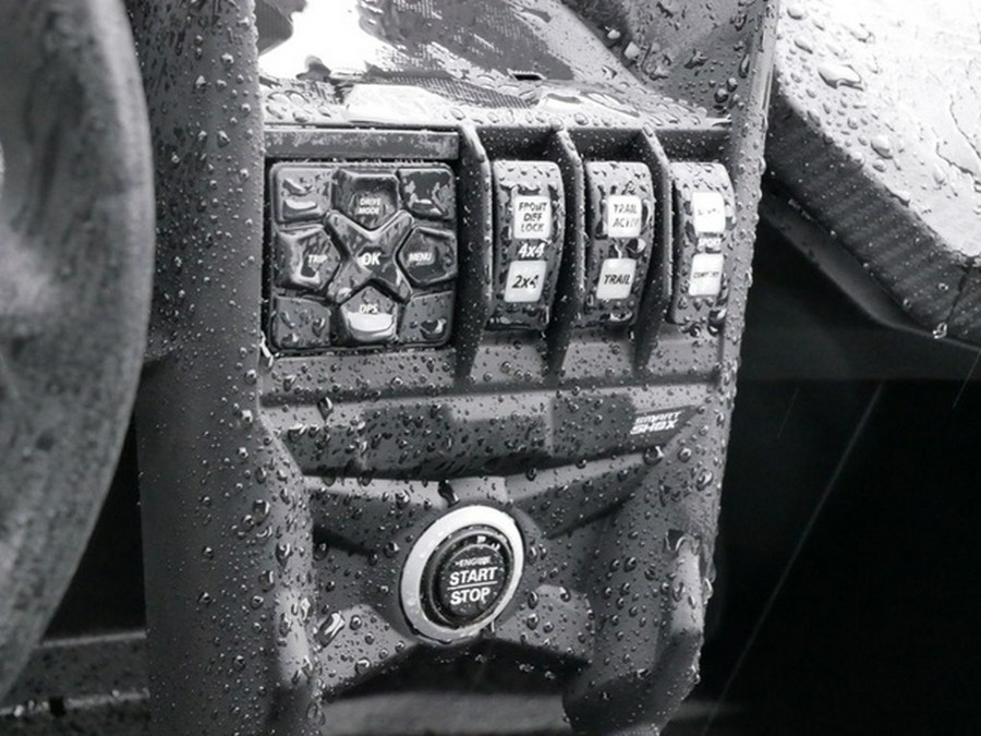 2025 Can-Am Maverick X3 Max X DS Turbo RR With Smart-Shox Trip