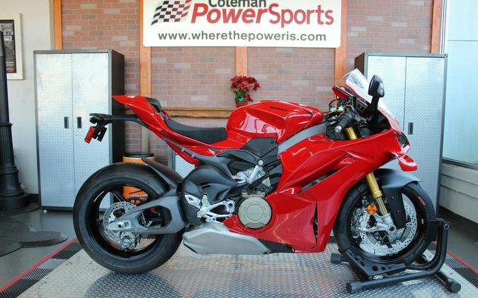 2025 Ducati Panigale V4 S