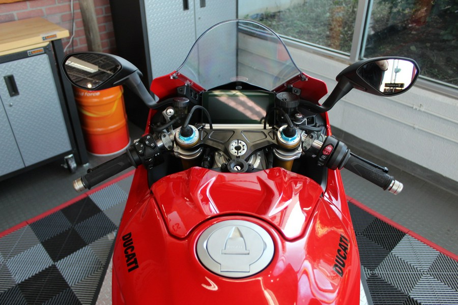 2025 Ducati Panigale V4 S