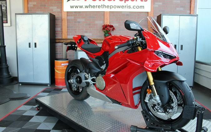 2025 Ducati Panigale V4 S