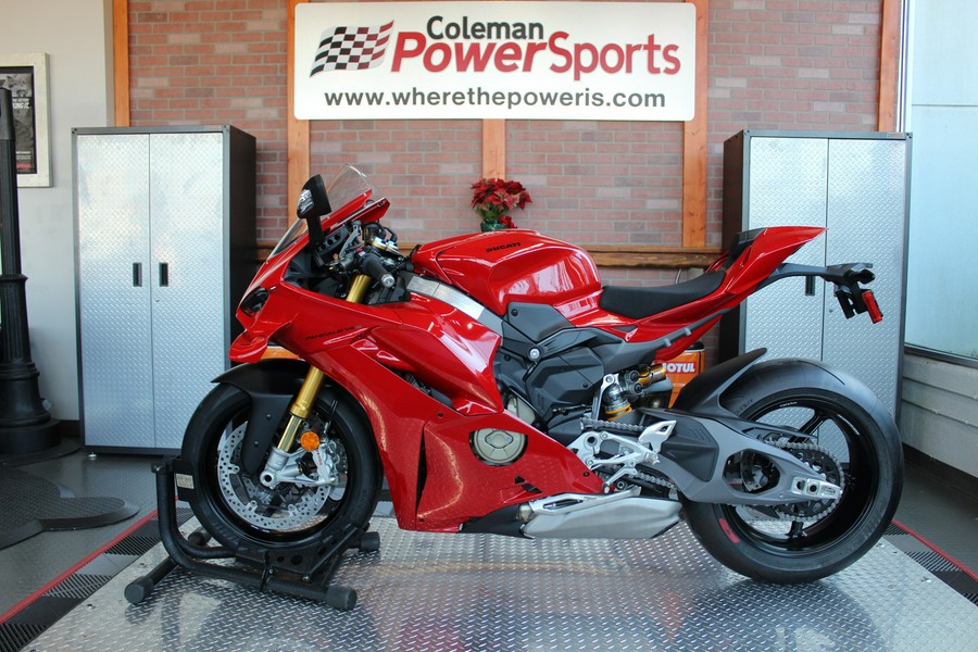 2025 Ducati Panigale V4 S
