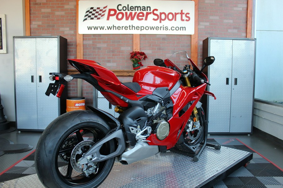 2025 Ducati Panigale V4 S