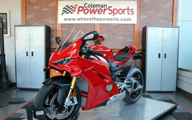 2025 Ducati Panigale V4 S