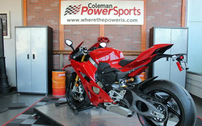 2025 Ducati Panigale V4 S