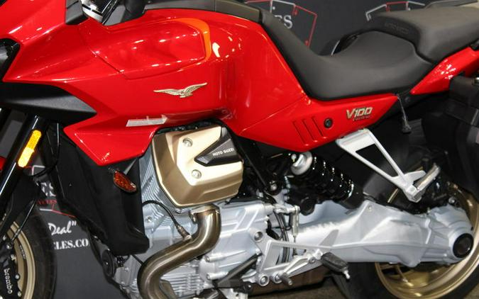 2023 Moto Guzzi V100 Mandello