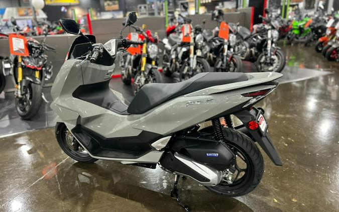 2025 Honda PCX ABS