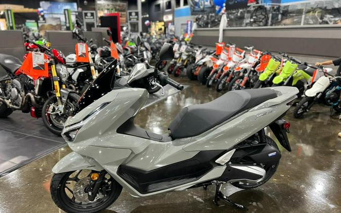 2025 Honda PCX ABS