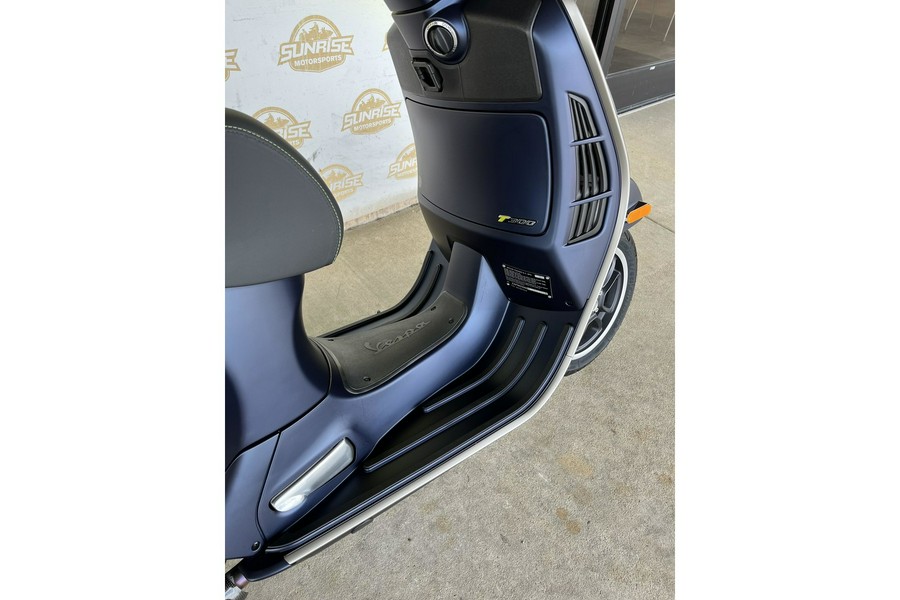 2024 Vespa GTS 300