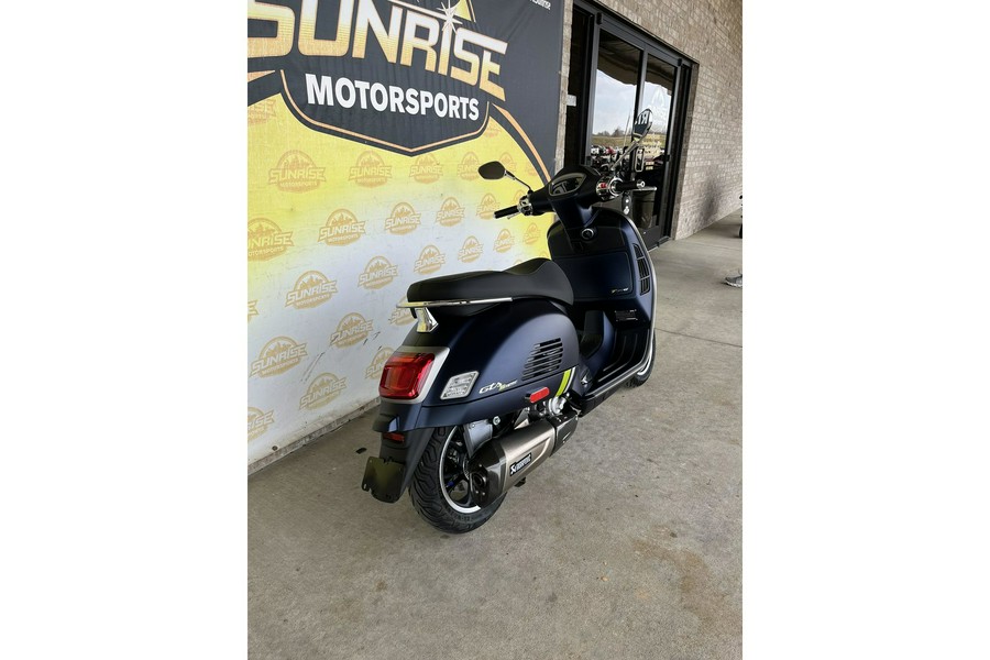 2024 Vespa GTS 300