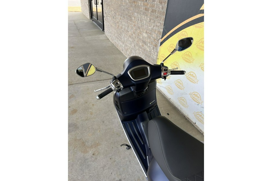 2024 Vespa GTS 300