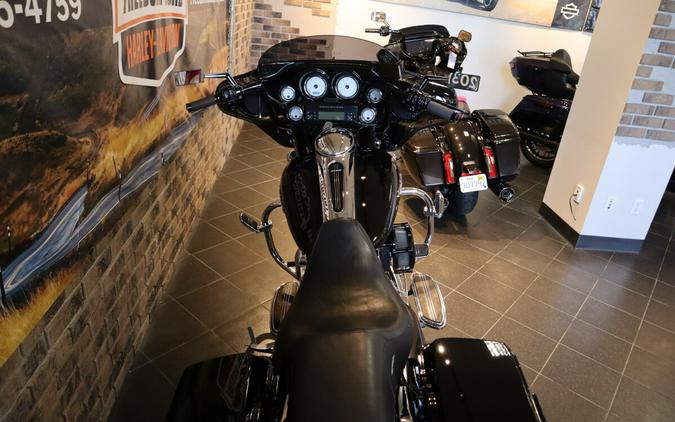 2010 Street Glide (FLHX)
