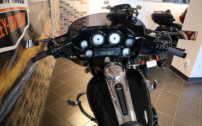 2010 Street Glide (FLHX)