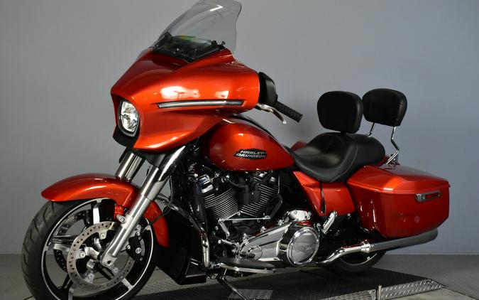2024 Harley-Davidson Street Glide FLHX