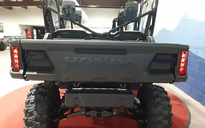 2023 Honda® Pioneer 1000-6 Deluxe Crew