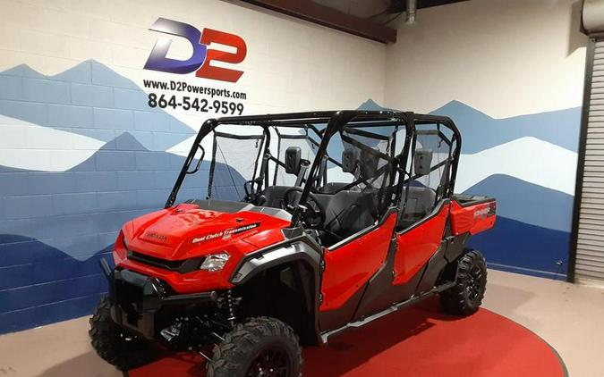 2023 Honda® Pioneer 1000-6 Deluxe Crew