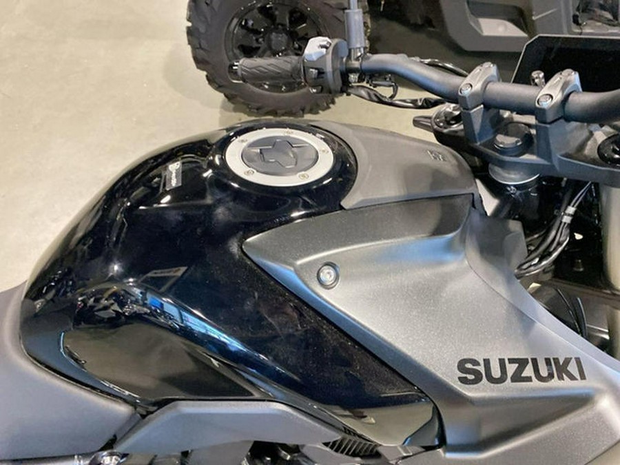 2023 Suzuki GSX-8S