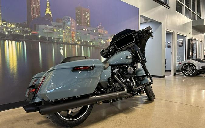 2024 Harley-Davidson FLHX - Street Glide