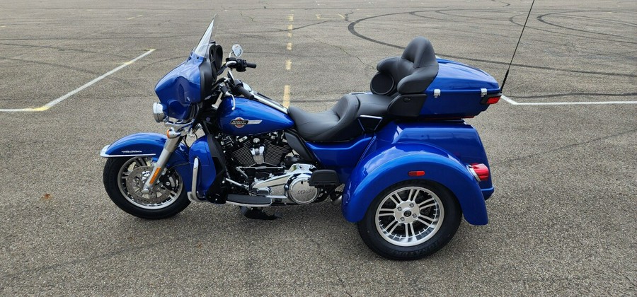 2024 Harley-Davidson® Tri Glide® Ultra FLHTCUTG