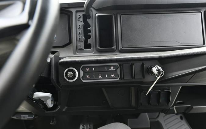 2026 Can-Am Defender MAX XT HD11