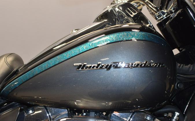 2015 Cvo Electra Glide Ultra Limited Carbon/Slate w/ Pinstripe