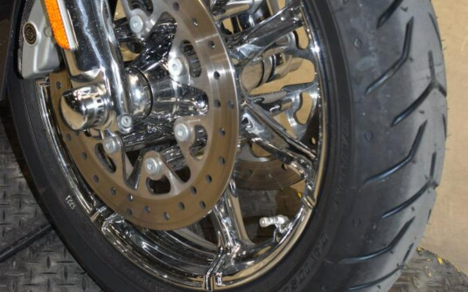 2015 Cvo Electra Glide Ultra Limited Carbon/Slate w/ Pinstripe