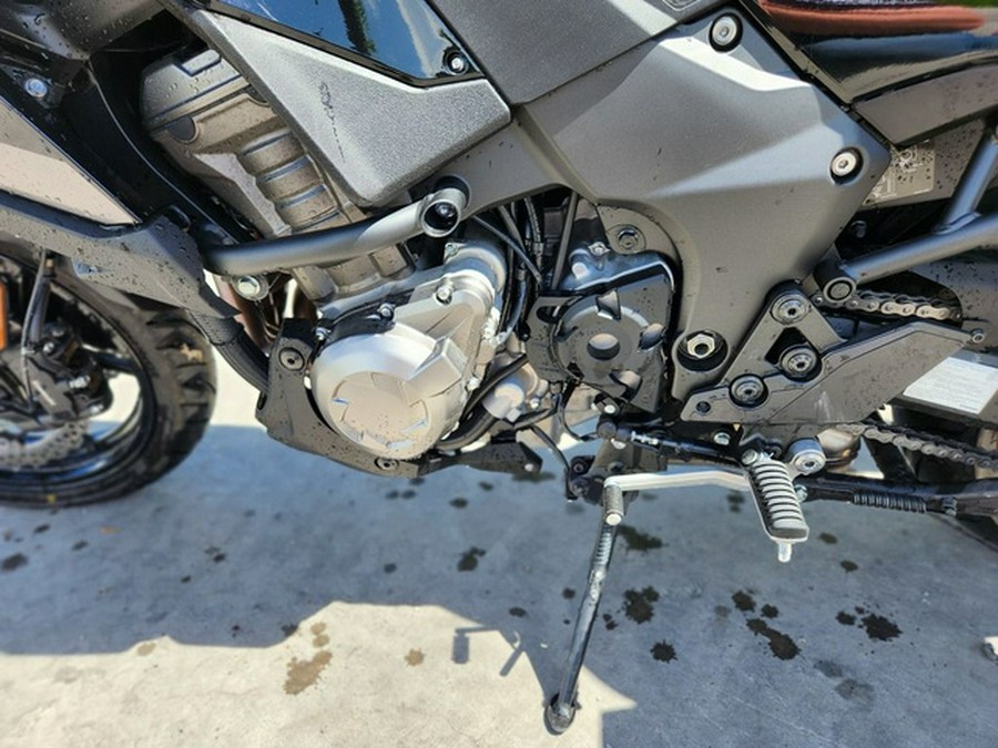 2023 Kawasaki Versys 1000 SE LT+