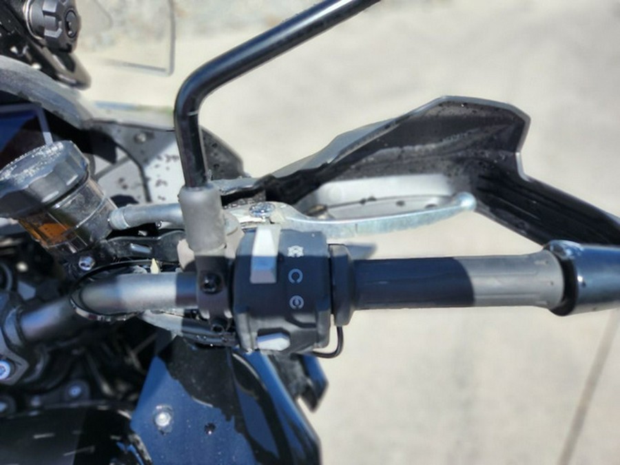 2023 Kawasaki Versys 1000 SE LT+