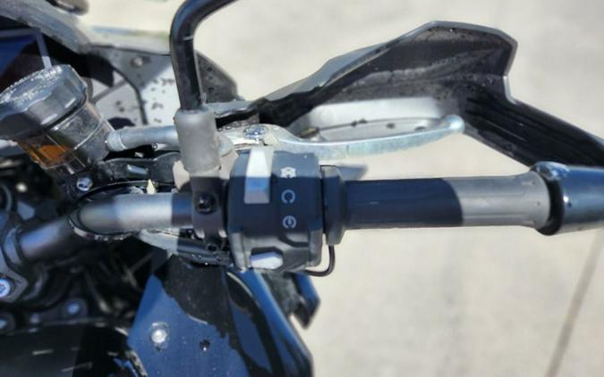 2023 Kawasaki Versys 1000 SE LT+