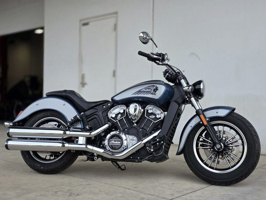 2021 Indian Motorcycle® Scout® ABS Icon Blue Slate Metallic/Cobra Silver