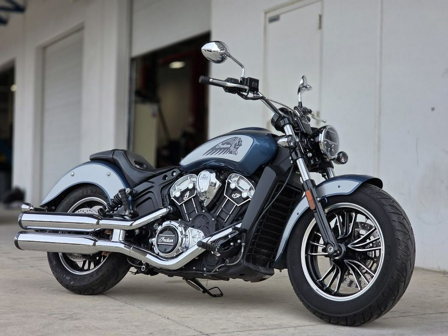 2021 Indian Motorcycle® Scout® ABS Icon Blue Slate Metallic/Cobra Silver