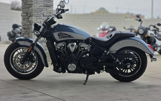 2021 Indian Motorcycle® Scout® ABS Icon Blue Slate Metallic/Cobra Silver