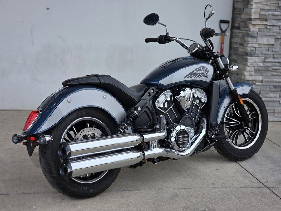 2021 Indian Motorcycle® Scout® ABS Icon Blue Slate Metallic/Cobra Silver