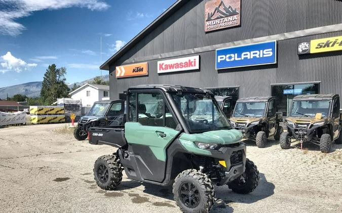 2026 Can-Am® Defender DPS CAB HD10