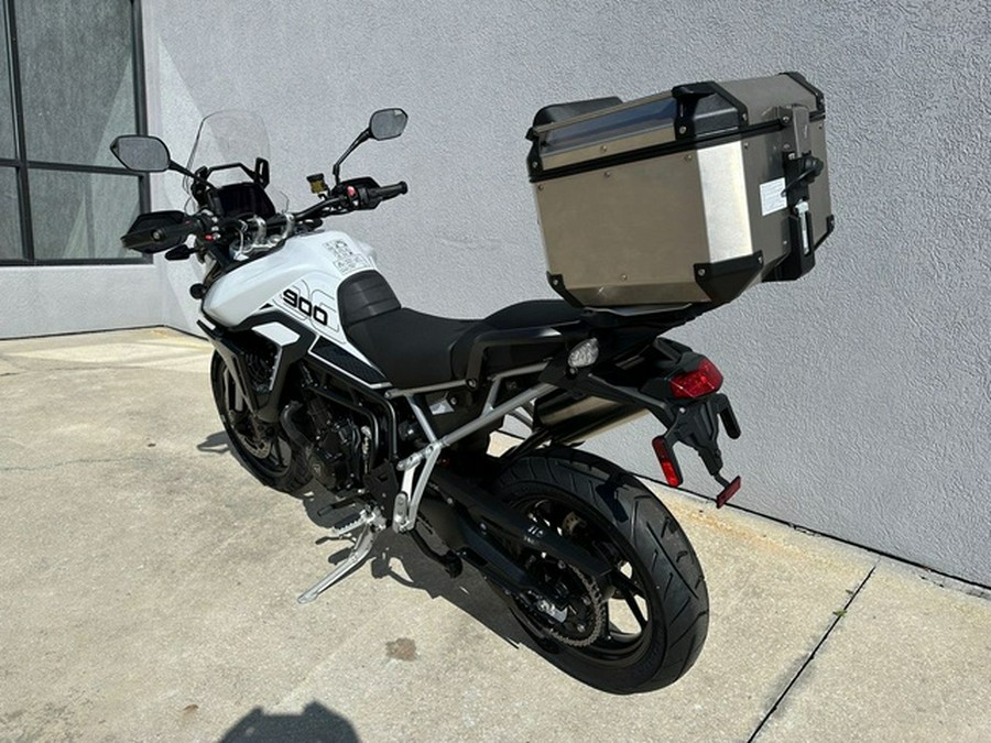 2024 Triumph Tiger 900 GT Pro Snowdonia White / Sapphire Black GT Snowdonia White Sapphire Black