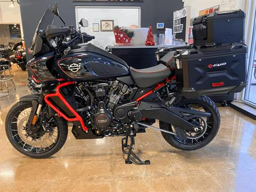 2025 Harley-Davidson CVO™ Pan America®