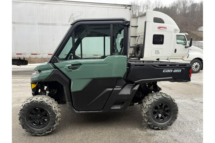 2026 Can-Am Defender DPS CAB HD9
