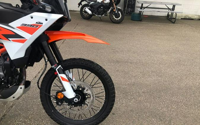 2026 KTM Adventure 390 R