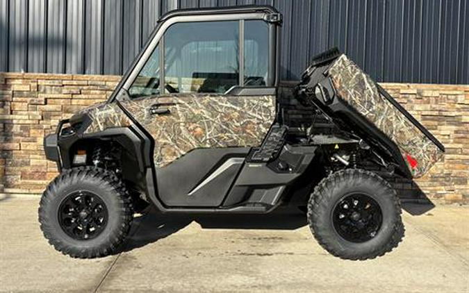2026 Can-Am Defender XT CAB HD11