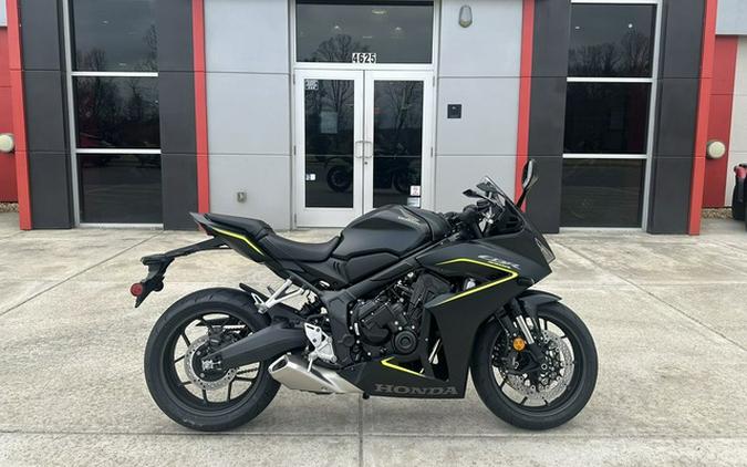 2026 Honda CBR650R E-Clutch