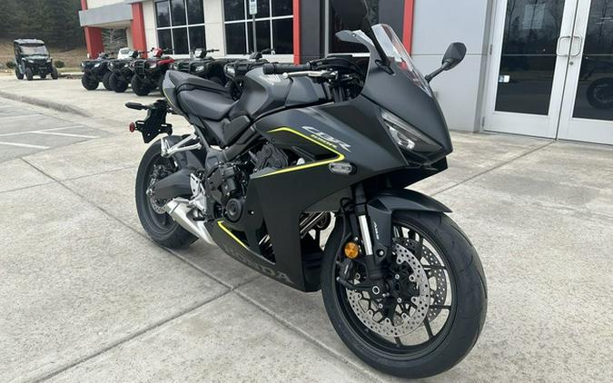 2026 Honda CBR650R E-Clutch