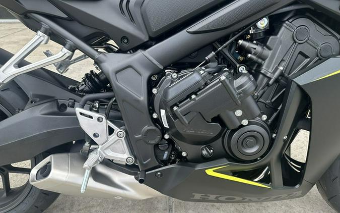 2026 Honda CBR650R E-Clutch