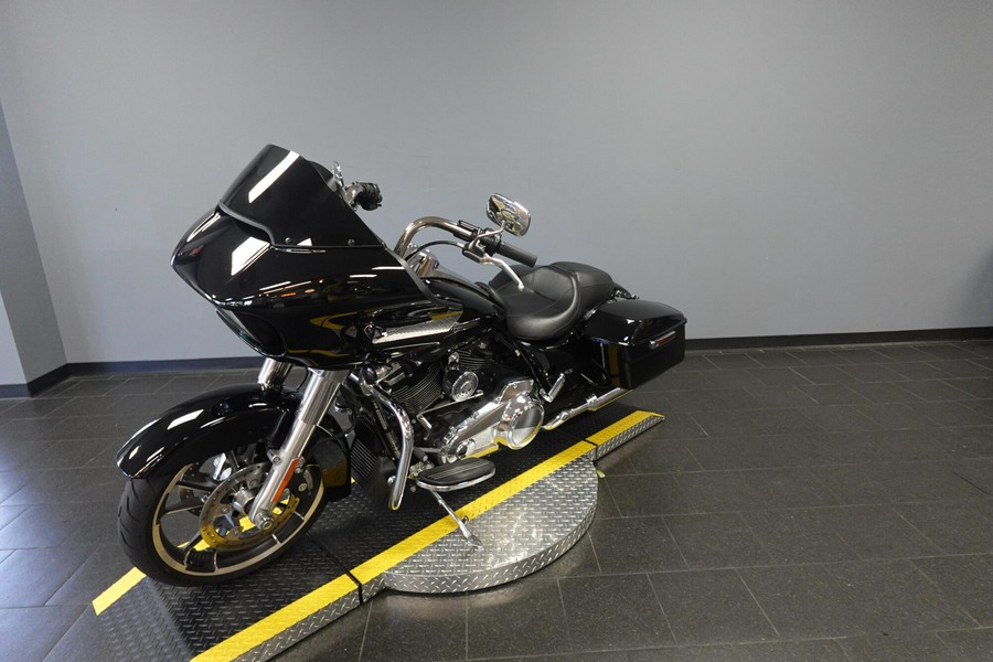 2022 Harley-Davidson Road Glide FLTRX