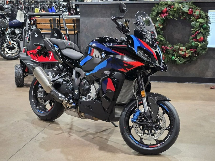 2026 BMW M 1000 XR