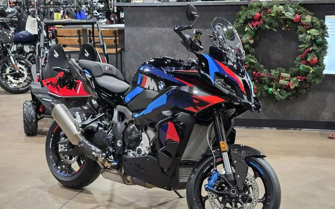 2026 BMW M 1000 XR