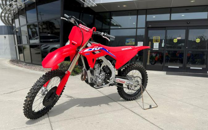 2022 Honda CRF250R Review (13 Fast Facts for Motocross Racing)