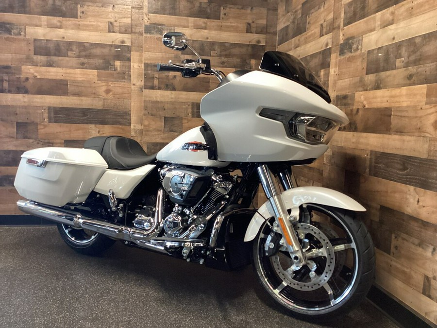 2024 Harley-Davidson Road Glide® White Onyx Pearl FLTRX