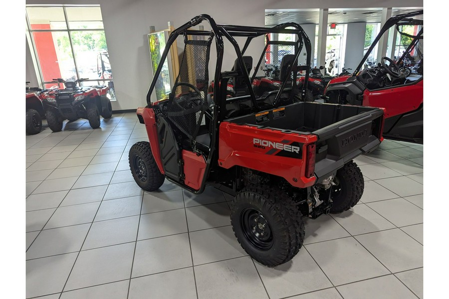 2025 Honda Pioneer 520