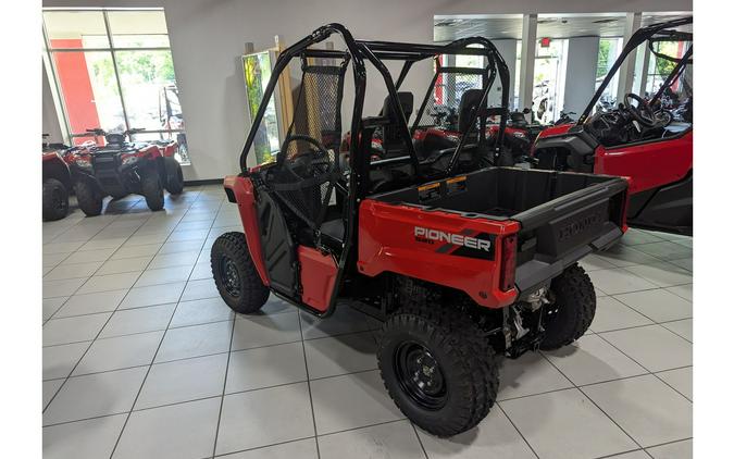 2025 Honda Pioneer 520